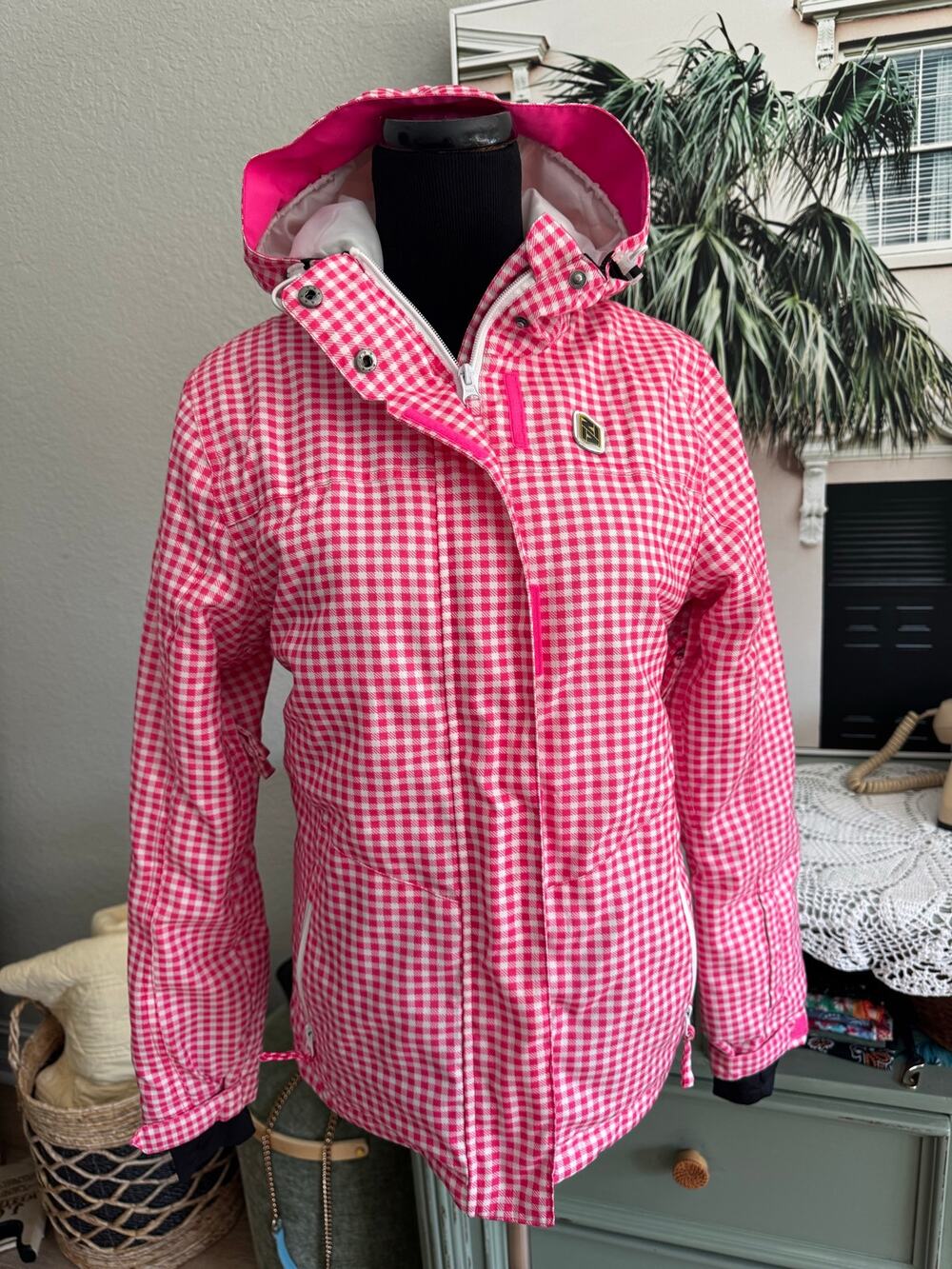 2117 OF SWEDEN woman’s pink checkered ski snow jacket size S